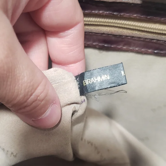 Brahmin Vintage Crocodile Embossed Leather Pecan Melbourne Small Handbag Tote - Picture 13 of 16